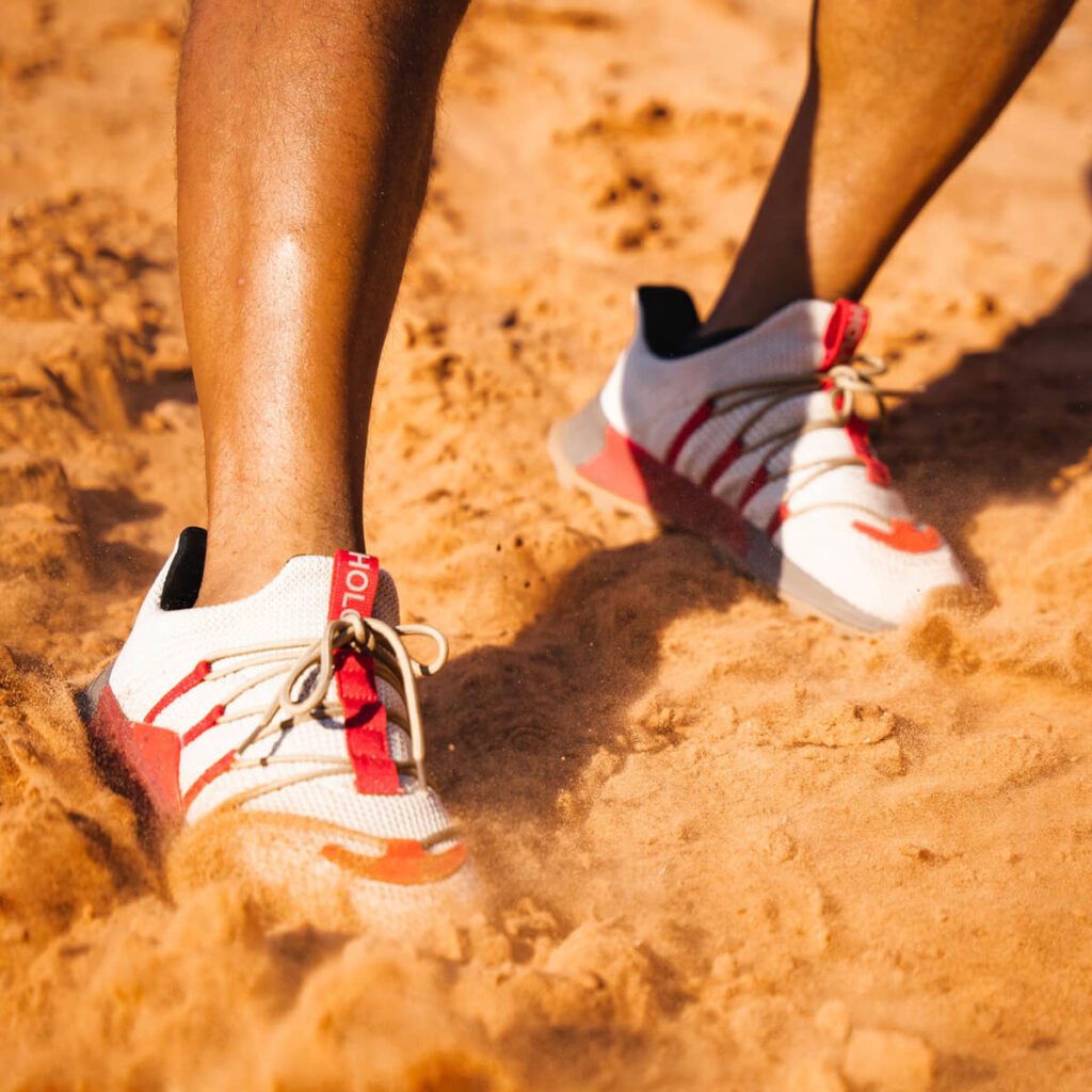 HOLO Men's Artemis trail runner, red and white, desert sand