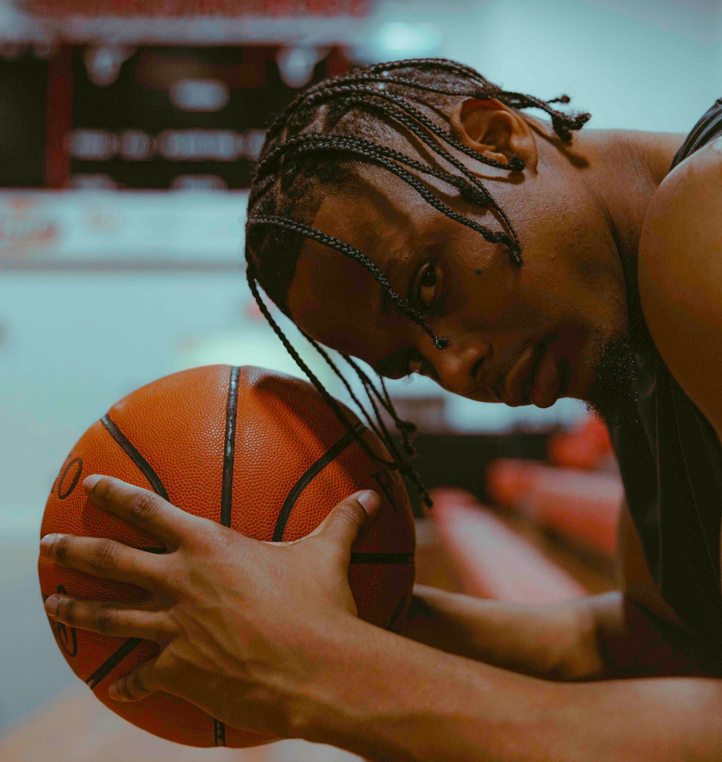 Grand Rapids sneaker company inks endorsement deal with NBA player